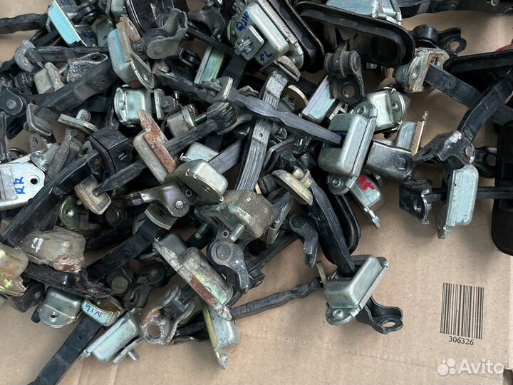 Огранечители дверей на Nissan Qashgah J10