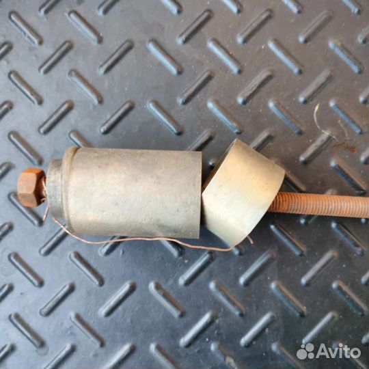 Съемник сайлентблоков