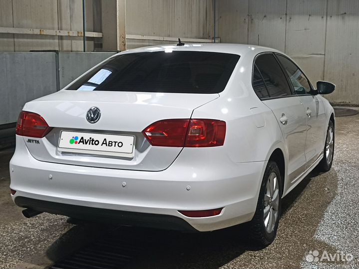 Volkswagen Jetta 1.6 AT, 2012, 145 000 км