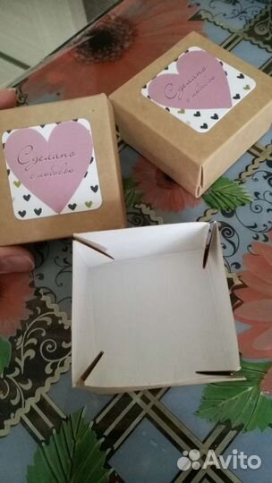 Коробочка подарочная