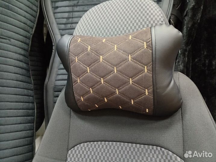 Подушка на подголовник автомобиля
