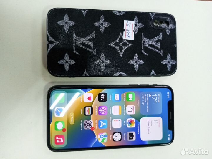 iPhone X, 64 ГБ