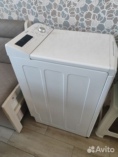 Стиральная машина с вертикальной загрузкой