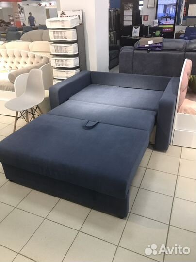 Диван синий