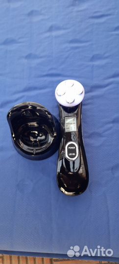 Микротоковый массажер для лица и шеи RF лифтинг