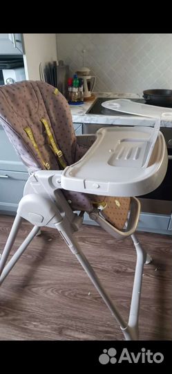 Стул для кормления