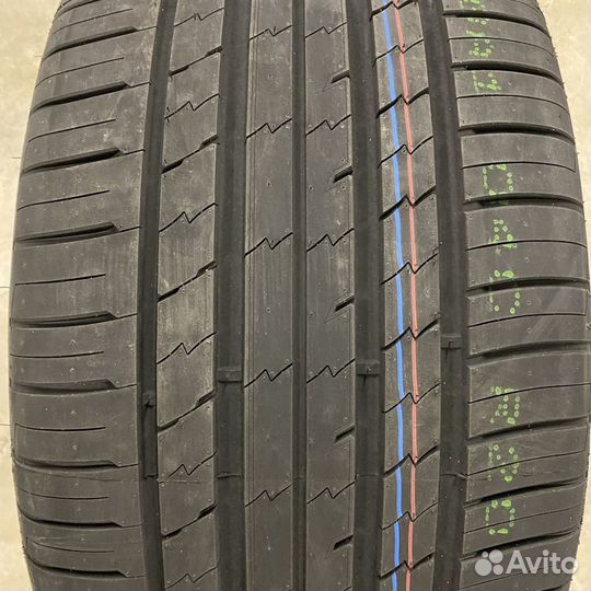 Tracmax X-Privilo RS01+ 305/40 R20 Y