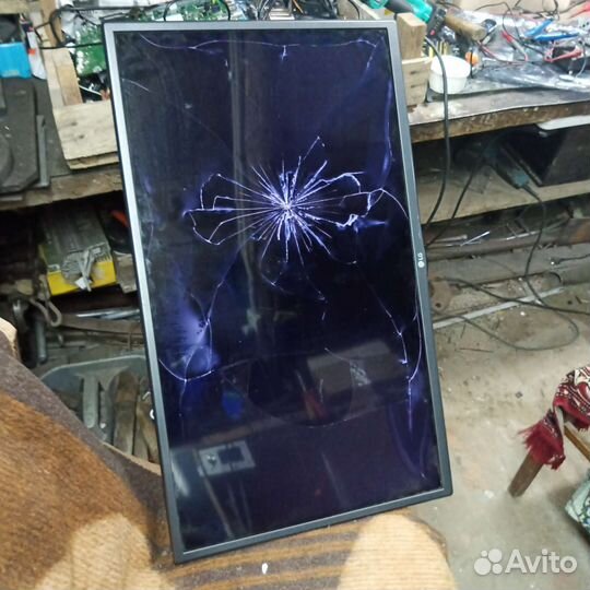 Телевизор LG 32LH570U