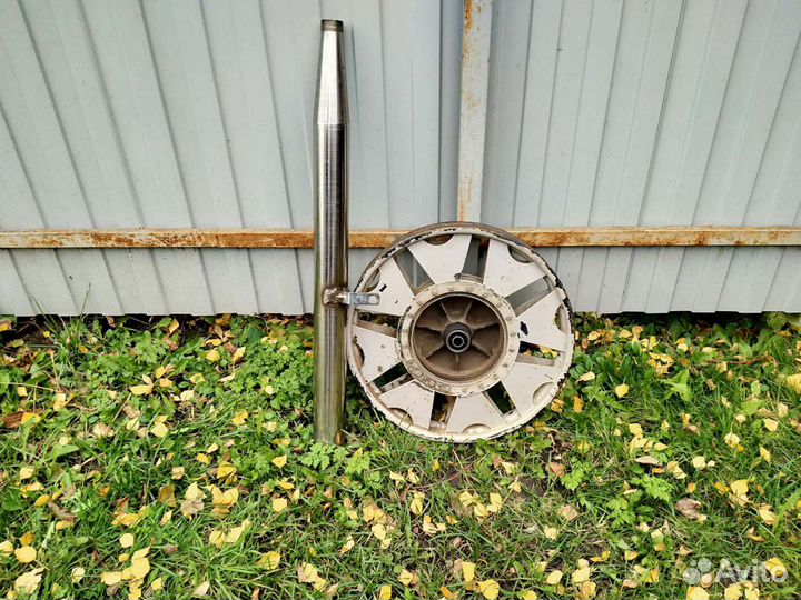 Дисковое колесо и глушитель