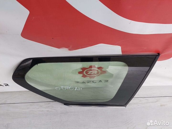 Toyota Land Cruiser Prado 150 Форточка