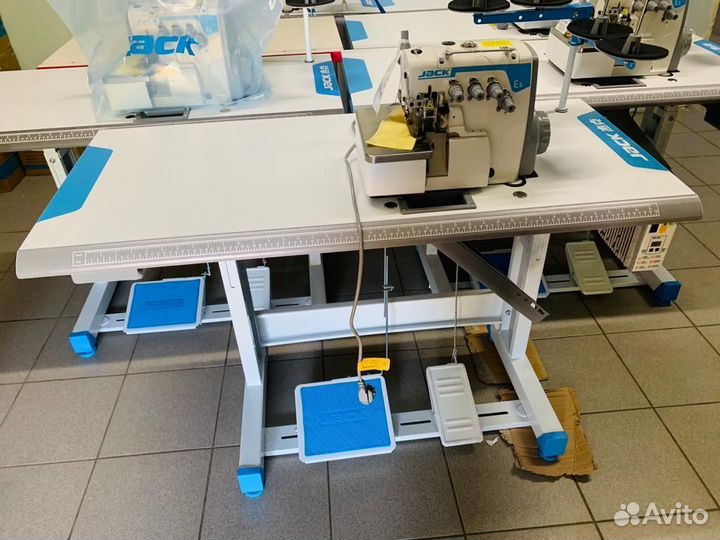 Оверлок четырехнитка Jack E3-4-М2-24