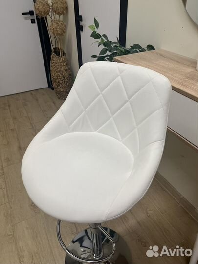 Барный стул