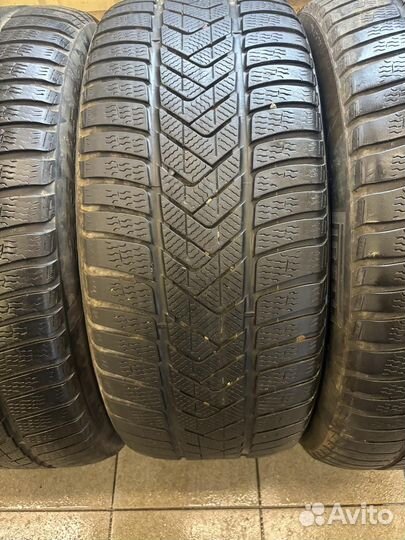 Pirelli Scorpion 275/45 R20