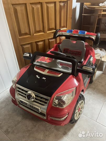 Детский электромобиль