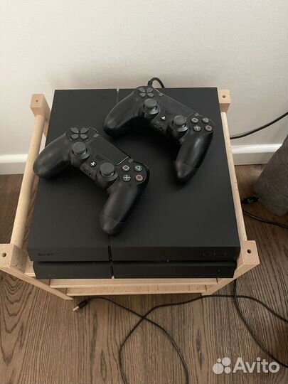 Sony PS4 + геймпад