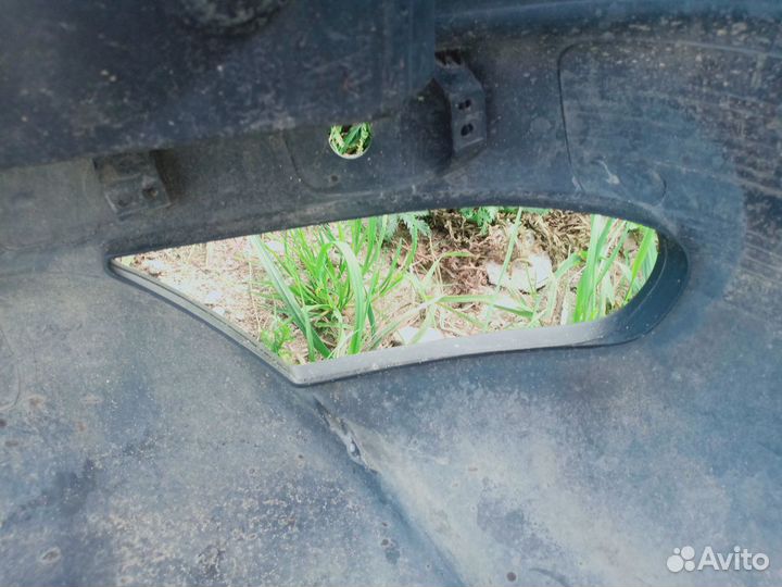 Бампер задний Mitsubishi Pajero Montero Sport