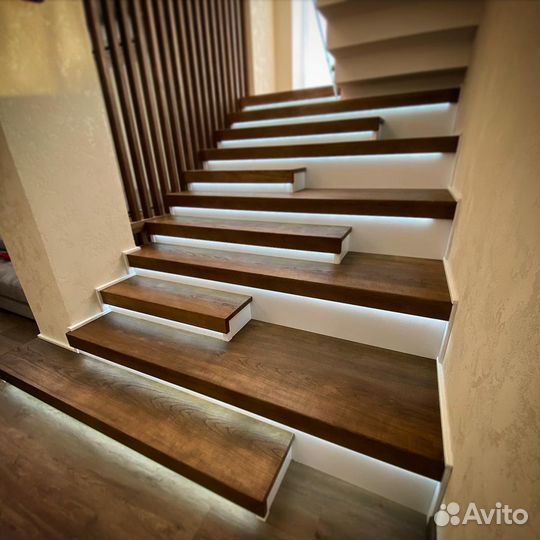 Умная подсветка лестницы LightFusion. Умный свет