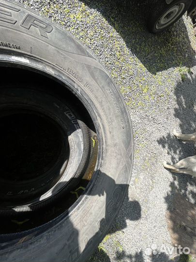 Cooper CS4 Touring 235/60 R16