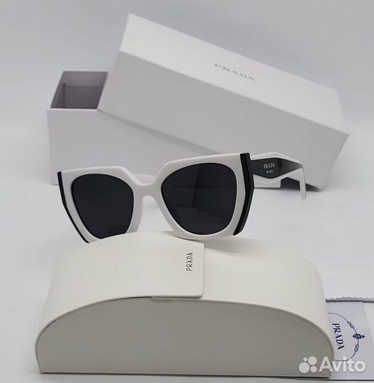 Солнцезащитные очки женские