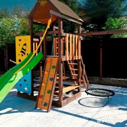 Детская площадка без заноз