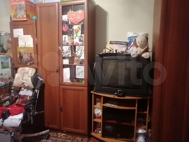 Комната 17 м² в 9-к., 4/4 эт.