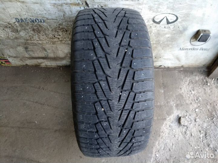 Nokian Tyres Hakkapeliitta 7 SUV 295/40 R21 111T