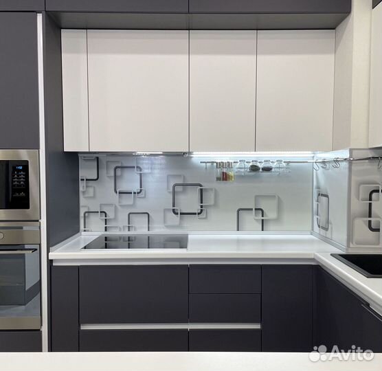 Кухонный гарнитур угловой в потолок на заказ