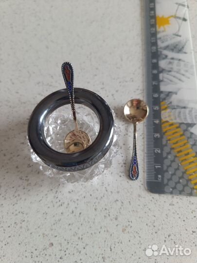 Емкость для специй и 2 ложечки для специй