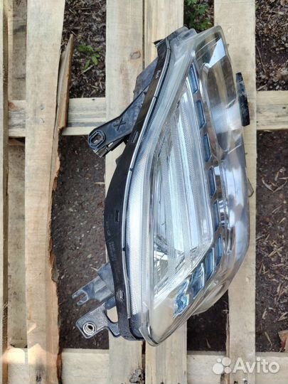 Фара правая nissan x-trail t31 ксенон рестайлинг