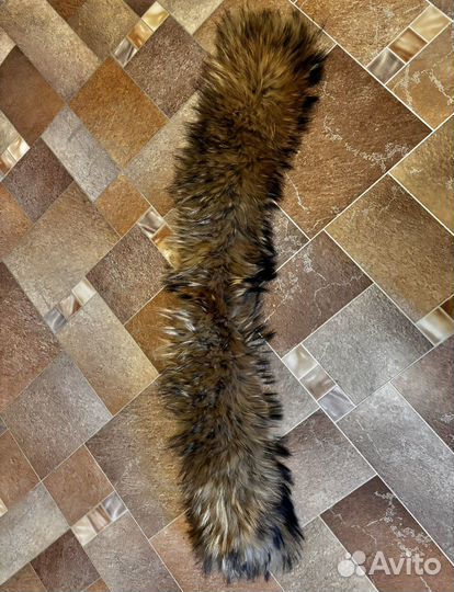 Меховой воротник Енот 84 см