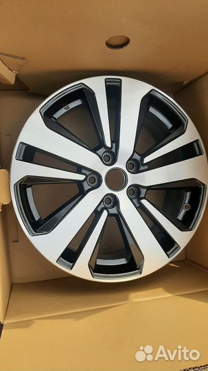 Диск литой Subaru 28111AL160 в Иркутске