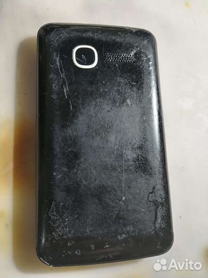 Alcatel One Touch Pixi 4007D, 512 МБ