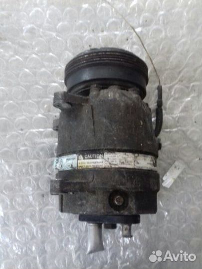 Компрессор кондиционера Renault Megane