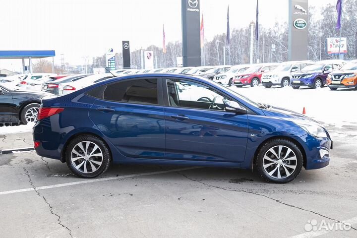 Hyundai Solaris 1.6 AT, 2015, 123 000 км