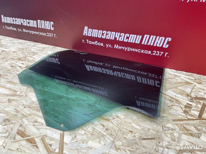 Стекло двери заднее правое LADA X-Ray