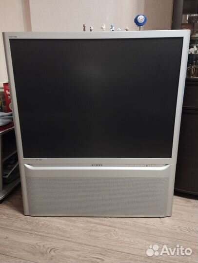 Проэкционный телевизор