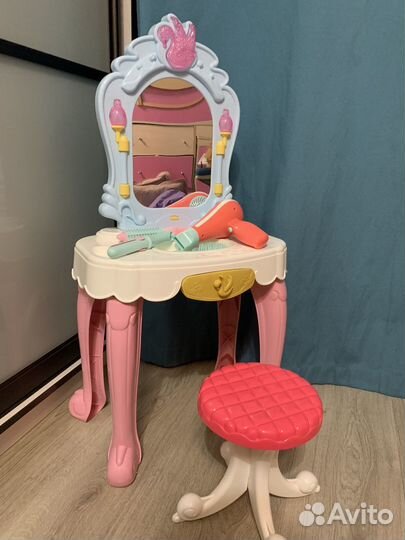 Детский туалетный столик для девочки
