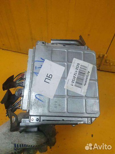 Блок управления двигателем двс 1.8 2zrfae 2zr-fae