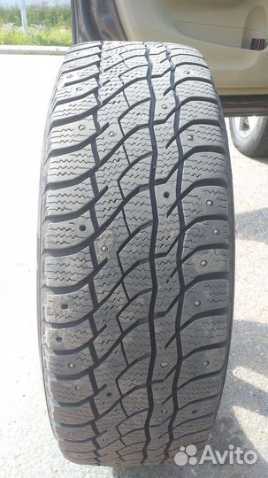 R17 Viatti Bosco Nordico V-523 215/60, PCD 5x114.3 DIA 64.1