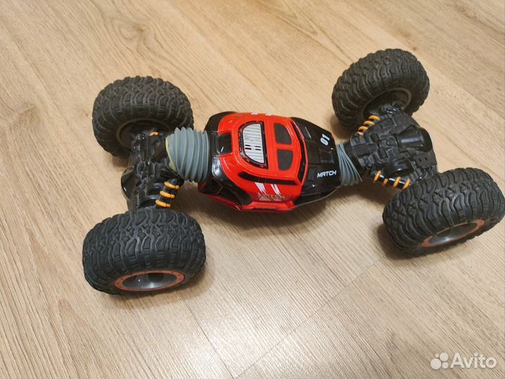 Машина дрифт перевëртыш