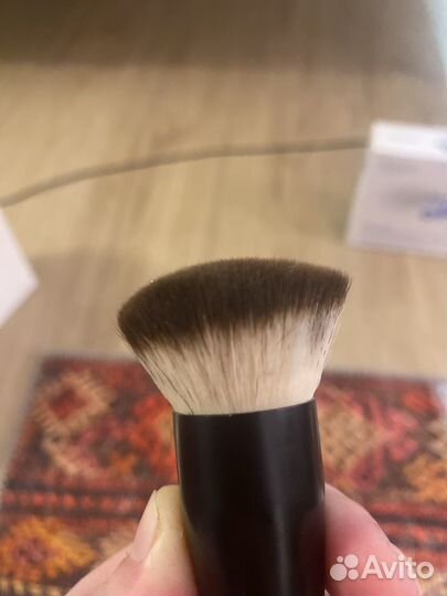 Кисть NYX для тонального крема б/у