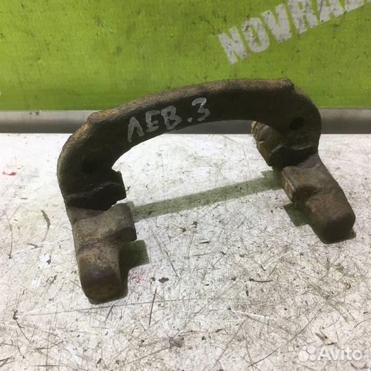 Скоба суппорта заднего Вольво C40