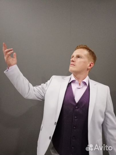 Ведущий для вашего праздника :)