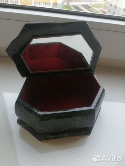 Шкатулка для украшений из натурального камня