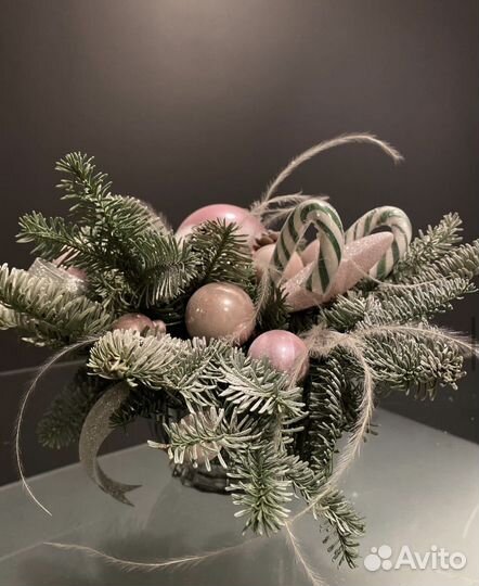 Новогодние композиции из нобилиса