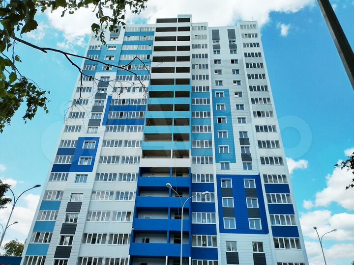 2-к. квартира, 57 м², 3/17 эт.