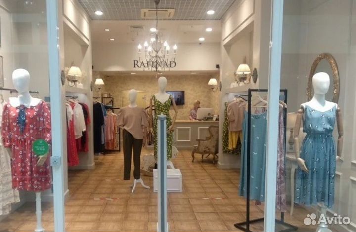 Известный женский бренд, производство и магазины