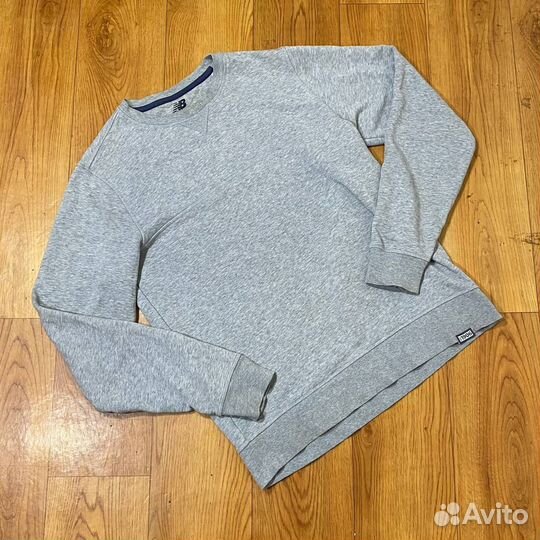 Свитшот New Balance M