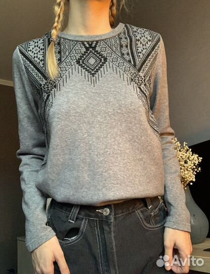 Утепленный свитшот