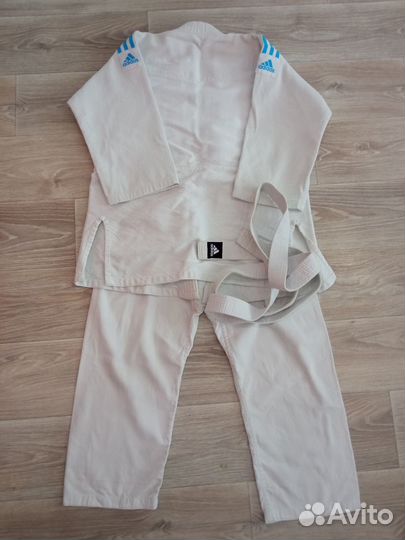 Кимоно для дзюдо adidas 150